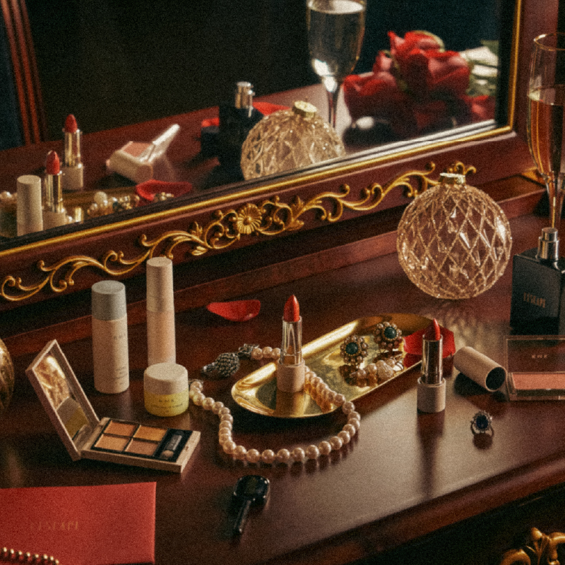 Holiday Edition : <BR> All you need is L'ESCAPE!
